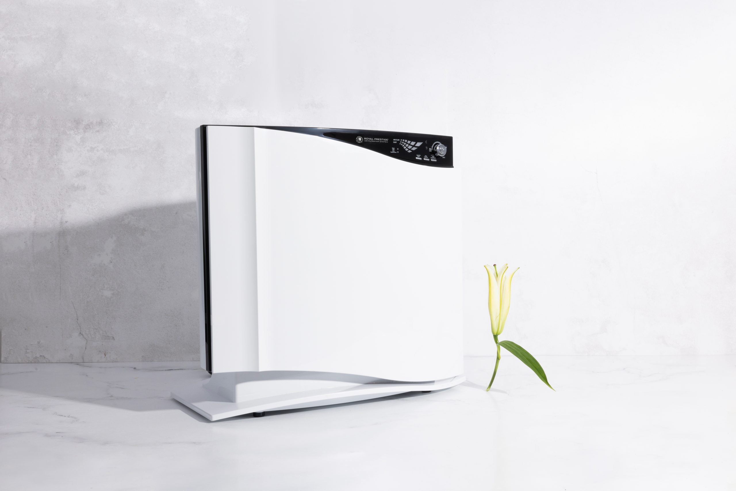 Filtro de ducha Royal Prestige disponible en New York con instalación a domicilio y asesoría personalizada. Servicio en Queens, Brooklyn, Manhattan, Bronx, Long Island, New Jersey y Connecticut. Mejora la calidad del agua, protege tu piel y cabello con tecnología de filtración avanzada.